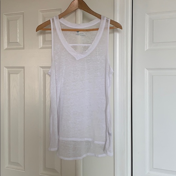 stem Tops - White sleeveless hi-lo top from Nordstrom -Medium